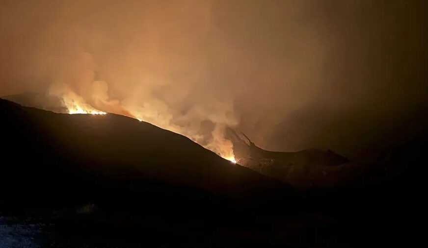 Los incendios en España queman ya casi 350.000 hectáreas, según datos satelitales de Copernicus