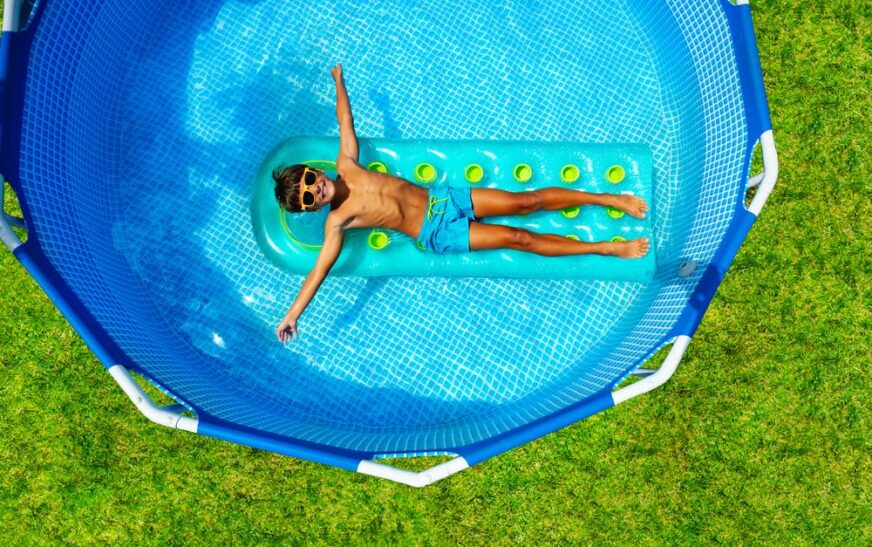 Mueblería Elizondo explica cómo descubrir las mejores albercas en este verano