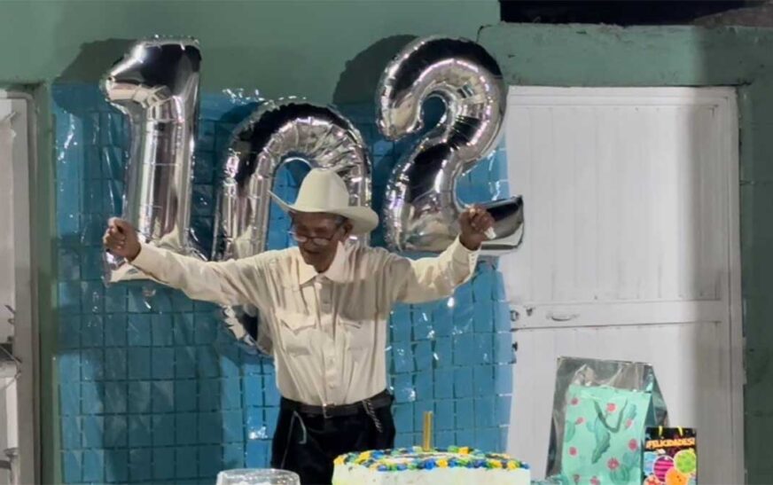 El “Tío”, habitante más longevo de Monclova, festeja sus 102 años