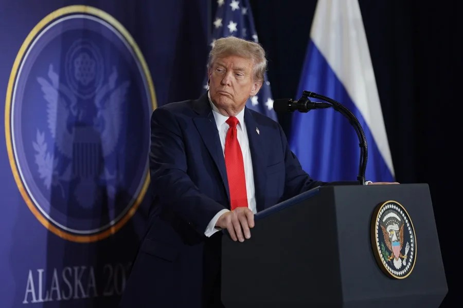 Trump dice que Zelenski puede acabar la guerra «casi de inmediato» si descarta Crimea y la OTAN