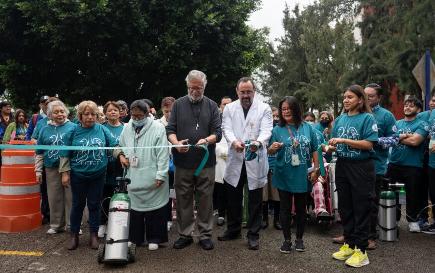 INER conmemora el Día Mundial de la Fibrosis Pulmonar con caminata para pacientes y familiares