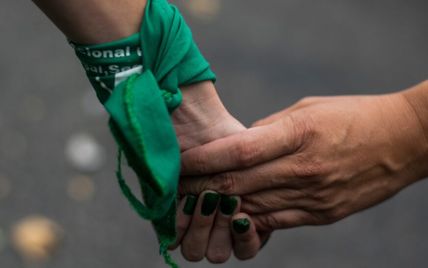 Sin voz ni voto: las mujeres marginadas sin derecho al aborto seguro en México. El arte de disfrutar con estilo y sentido.