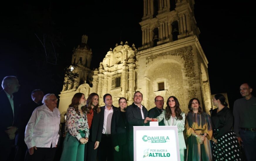 Iluminan Iberdrola México y el Gobierno de Coahuila la Catedral de Santiago Apóstol