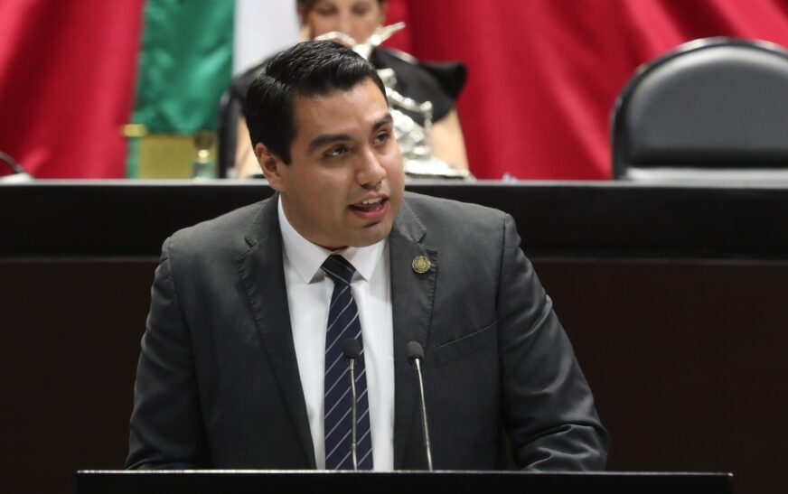 Busca iniciativa de reforma incorporar a jóvenes en tareas de gestión pública a nivel local