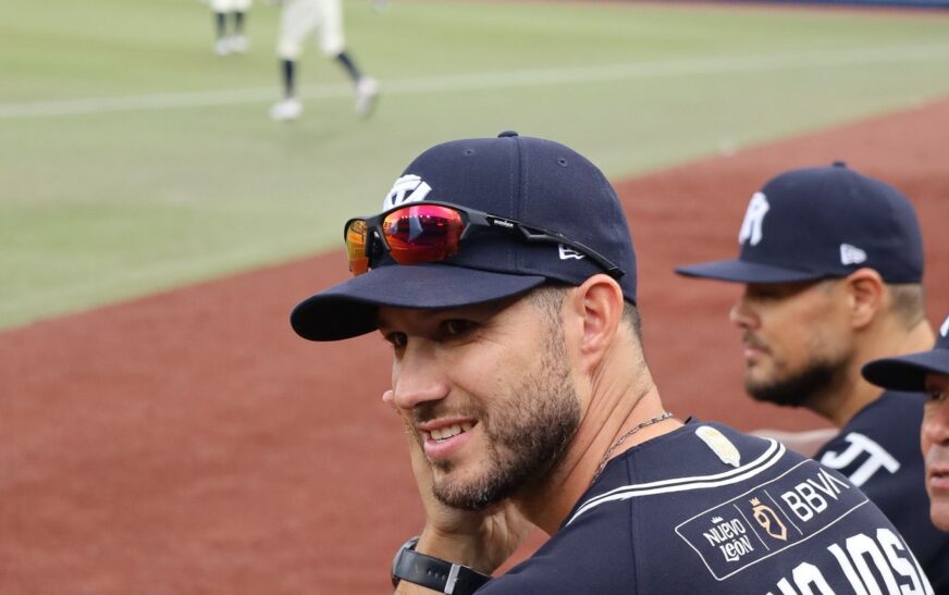 Planet Fitness® México y Sultanes de Monterrey hacen equipo dentro y fuera del diamante