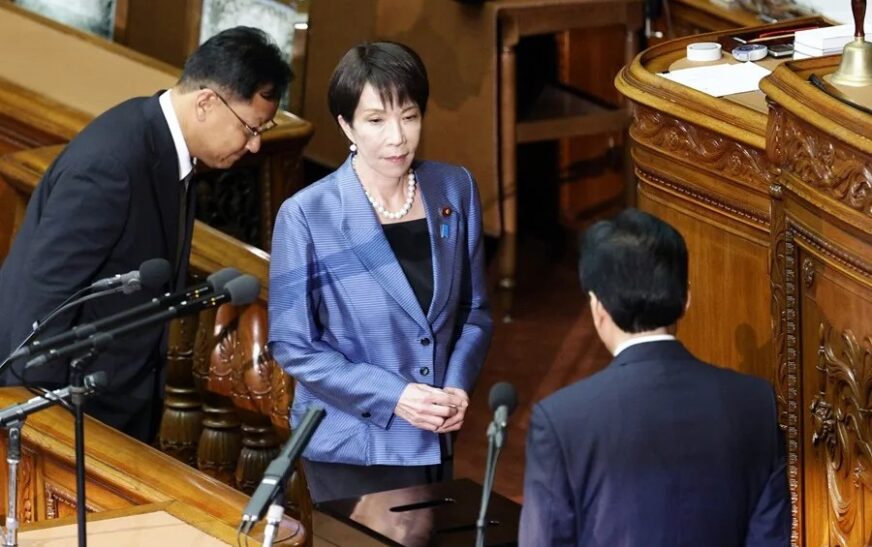 La conservadora Sanae Takaichi se convierte en la primera mujer en liderar Japón