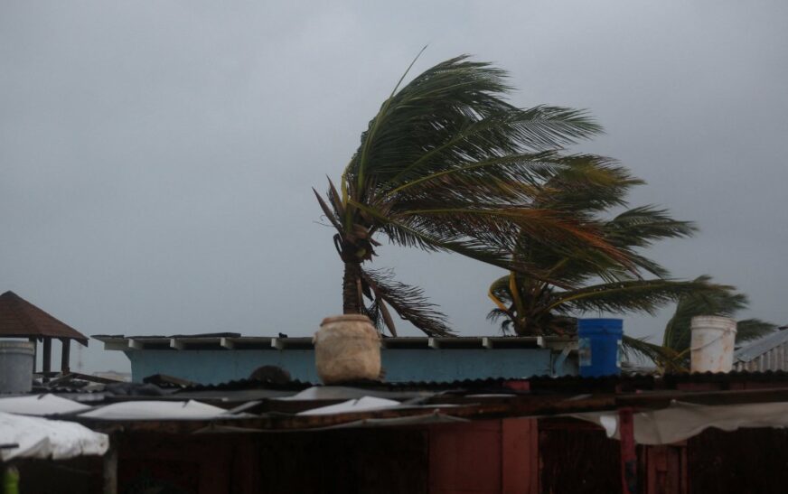 Huracán Melissa se convierte en categoría 5 y amenaza con impacto histórico en Jamaica