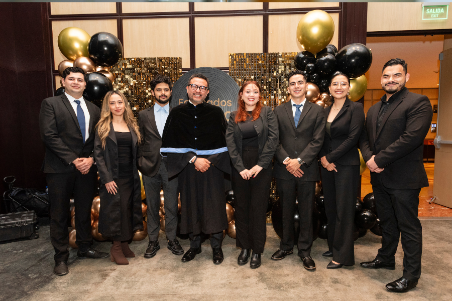 Universidad Da Vinci apuesta por el futuro de la educación digital con la graduación presencial de alumnos