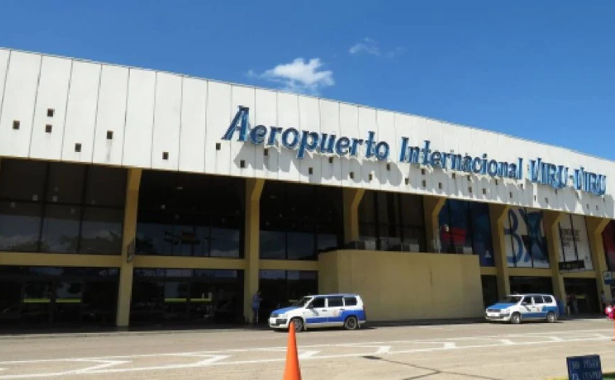 Arrestan a exministro de Luis Arce en Bolivia por negarse a una inspección en un aeropuerto