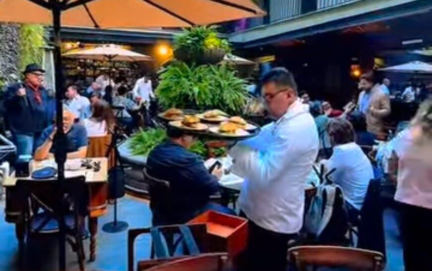 El Botanero del Bosque, la mejor cantina del CH recibe empresarios, artistas y comunicadores