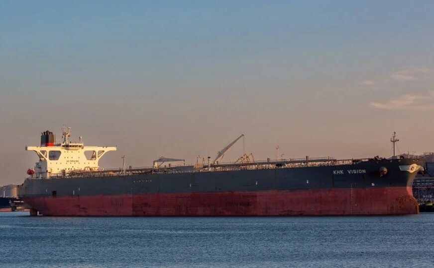 Venezuela pide a los trabajadores petroleros extremar vigilancia tras incautación de EU a un buque