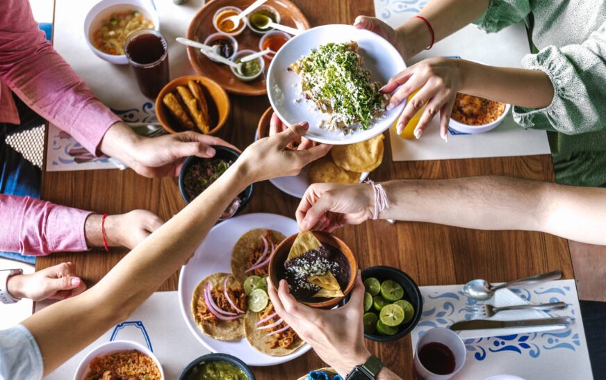 5 consideraciones que debes tomar en cuenta en las fiestas de fin de año para cuidar tu salud gástrica