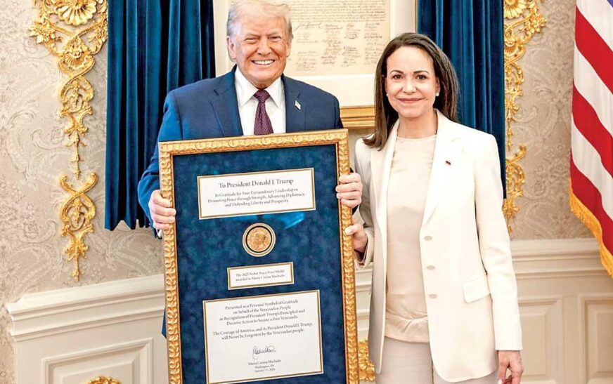 Machado regala a Trump su medalla del Nobel de la Paz
