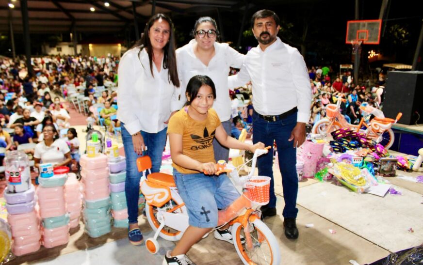 Lleno total en la zona maya con el respaldo de Rafa Marín y Jessica Álvarez