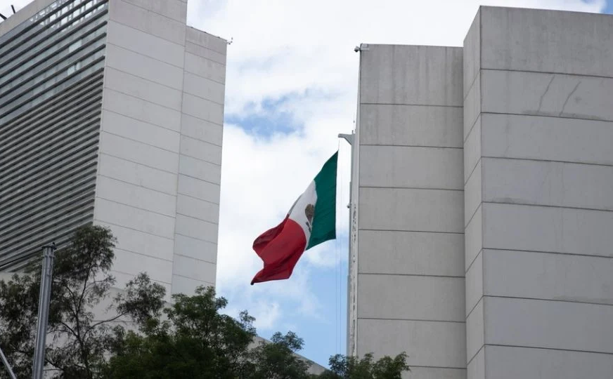 Senado gasta 3.3 mdp en una serie pese a tener su propia productora