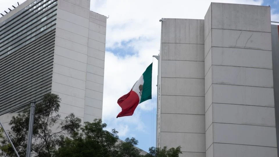 Senado gasta 3.3 mdp en una serie pese a tener su propia productora