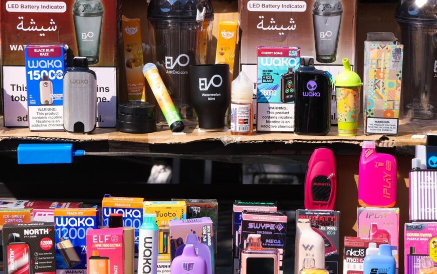 Decomisan más de 50 mil vapeadores en CDMX