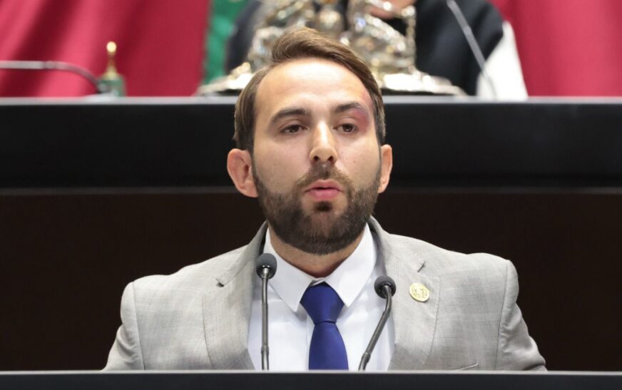 Plantean reforma que establece obligaciones para los prestadores del servicio de estacionamiento