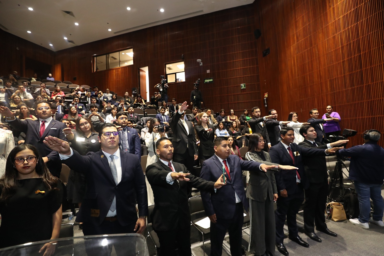 En la Cámara de Diputados se llevó a cabo el Parlamento Juvenil “Voces del futuro MX”