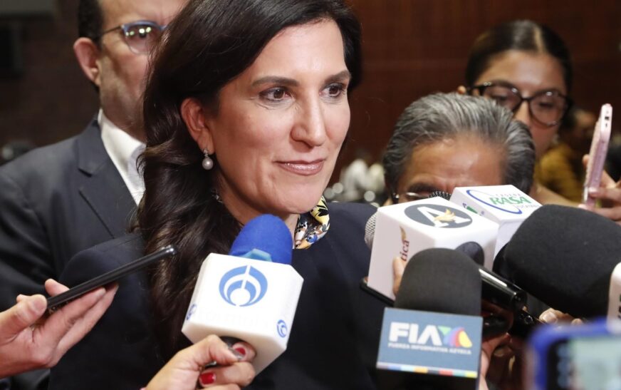 Existe una deuda en materia de seguridad y salud con las mujeres: Kenia López Rabadán