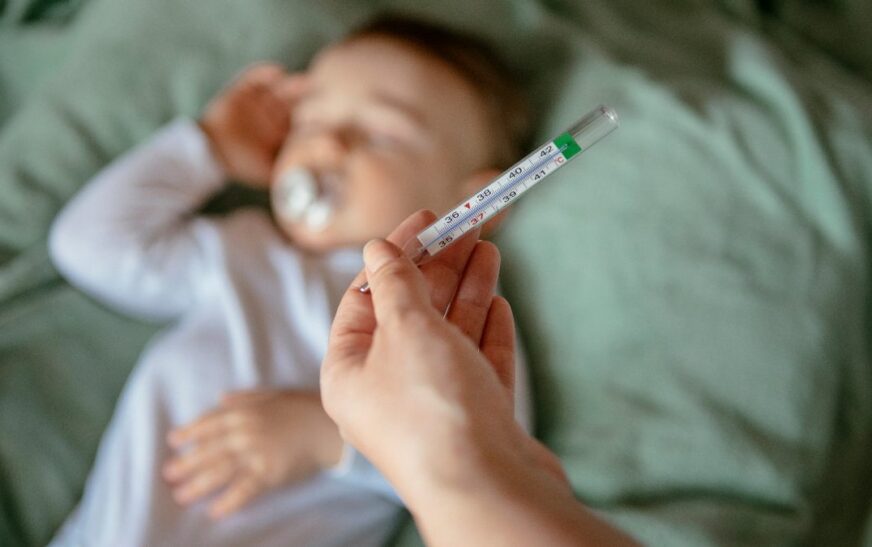 Primer síntoma del sarampión es parecido al de una gripe; por cuánto tiempo se es contagioso